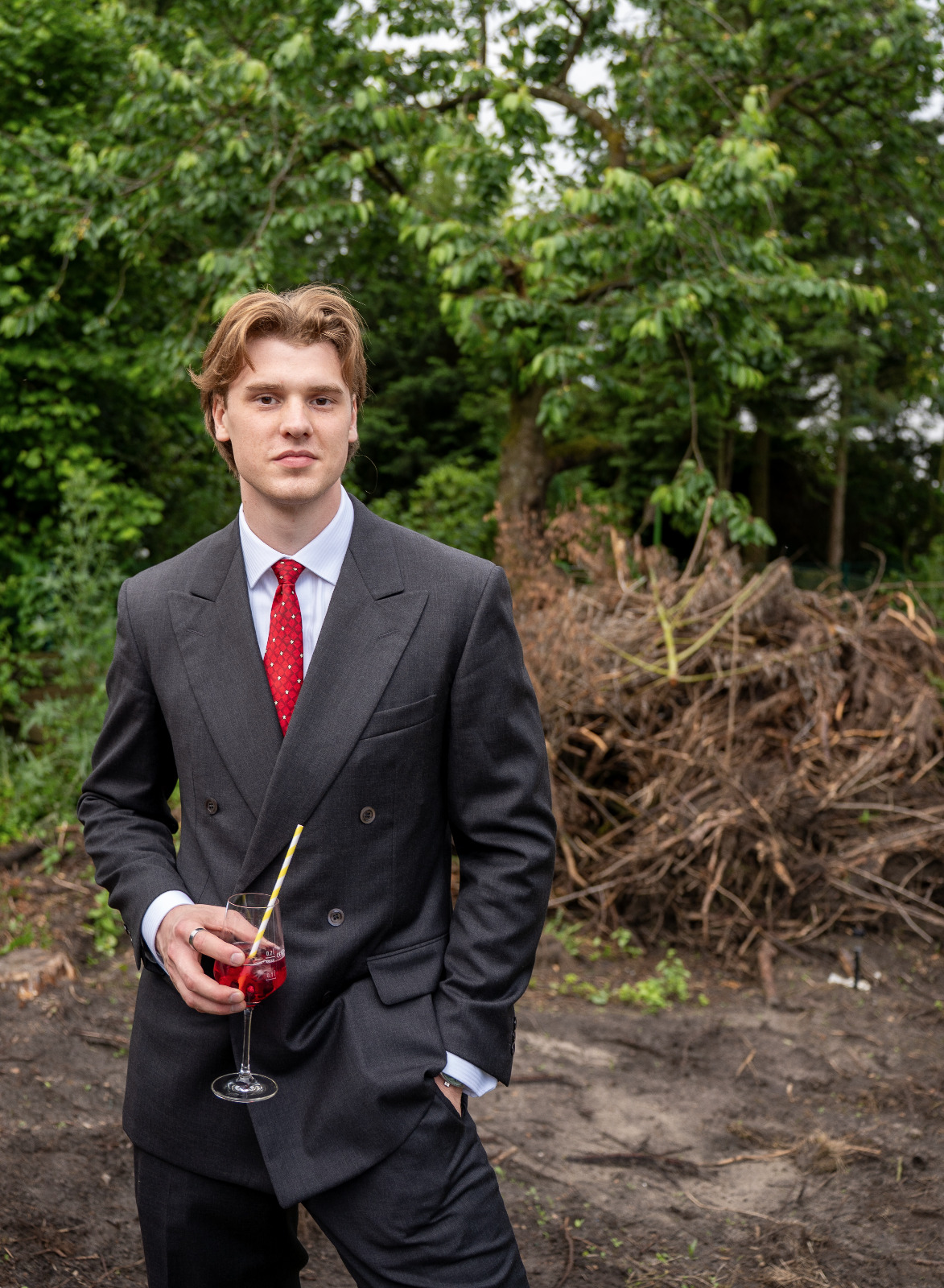 How to Collect Wedding Photos from Guests Without an App